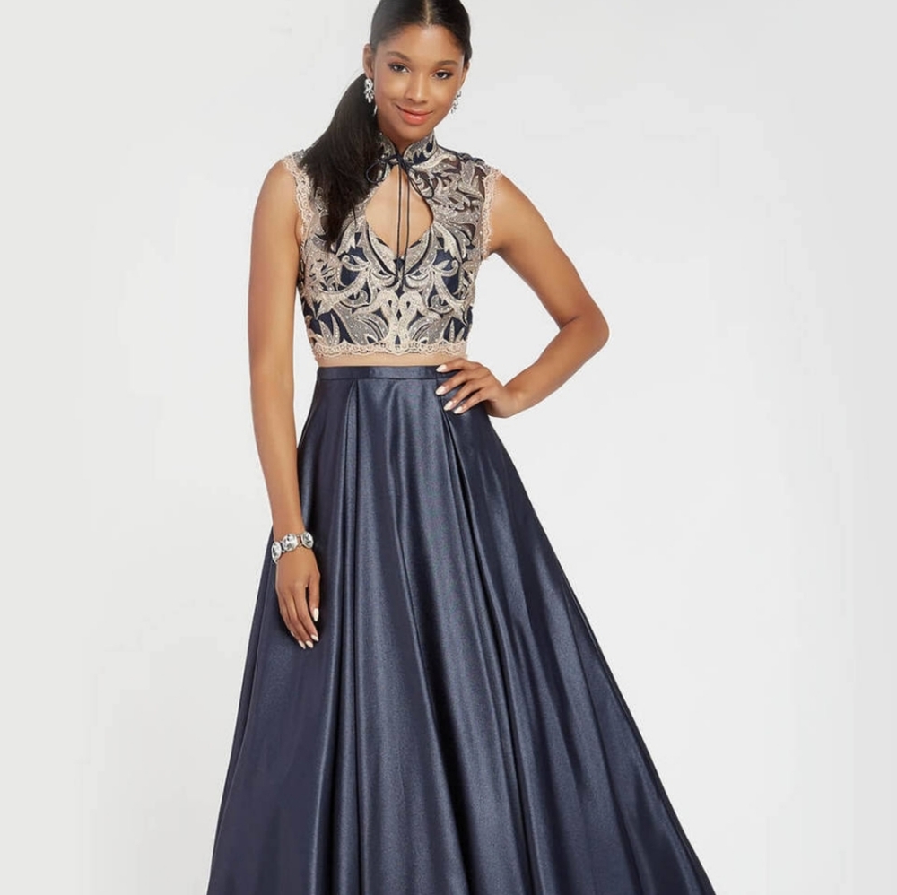 Alyce Paris Two piece formal dress